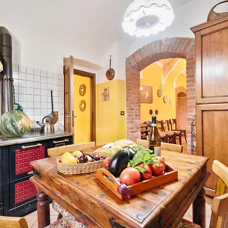 Holiday home Splendido Rustico Nella Langa Clavesana